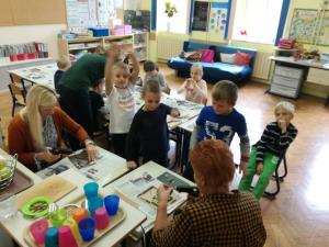 TEDEN OTROKA Reka 2.d (002).jpg